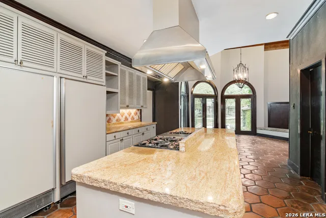 6 Lazy Lane San Antonio, TX 78209