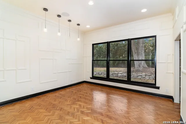 6 Lazy Lane San Antonio, TX 78209