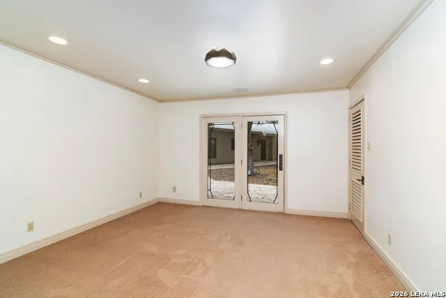 6 Lazy Lane San Antonio, TX 78209