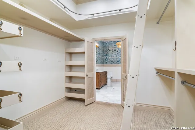 6 Lazy Lane San Antonio, TX 78209