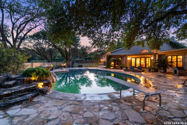 6 Lazy Lane San Antonio, TX 78209
