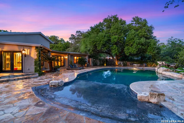 6 Lazy Lane San Antonio, TX 78209