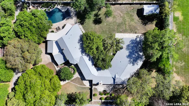 6 Lazy Lane San Antonio, TX 78209