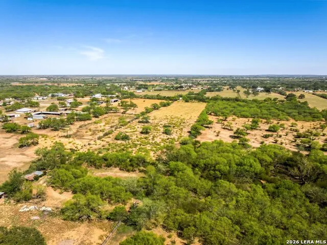 4246 Rakowitz Rd Adkins, TX 78101