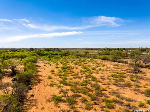 4246 Rakowitz Rd Adkins, TX 78101