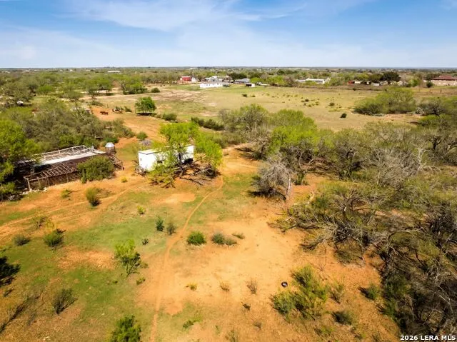 4246 Rakowitz Rd Adkins, TX 78101
