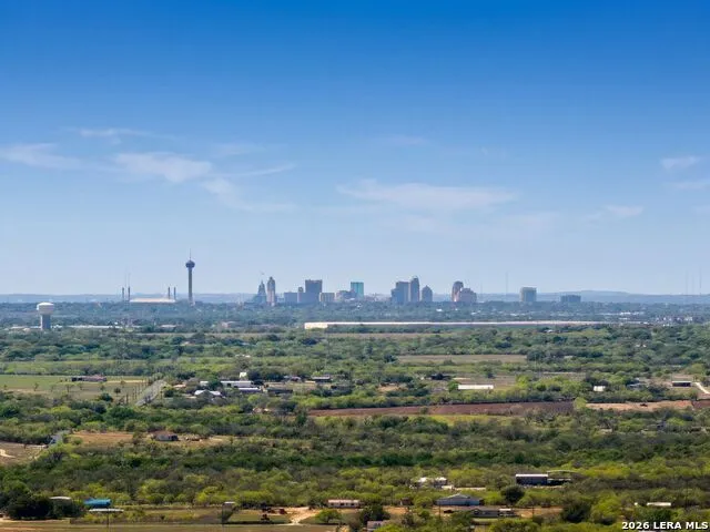 4246 Rakowitz Rd Adkins, TX 78101