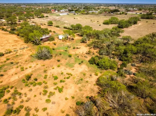 4246 Rakowitz Rd Adkins, TX 78101