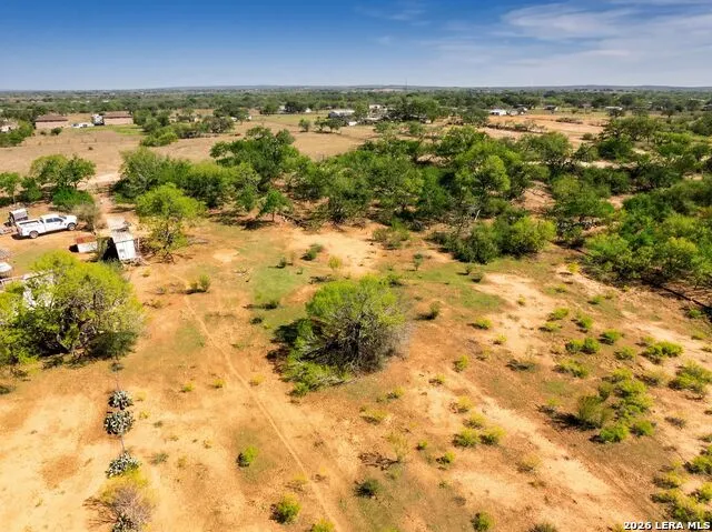 4246 Rakowitz Rd Adkins, TX 78101