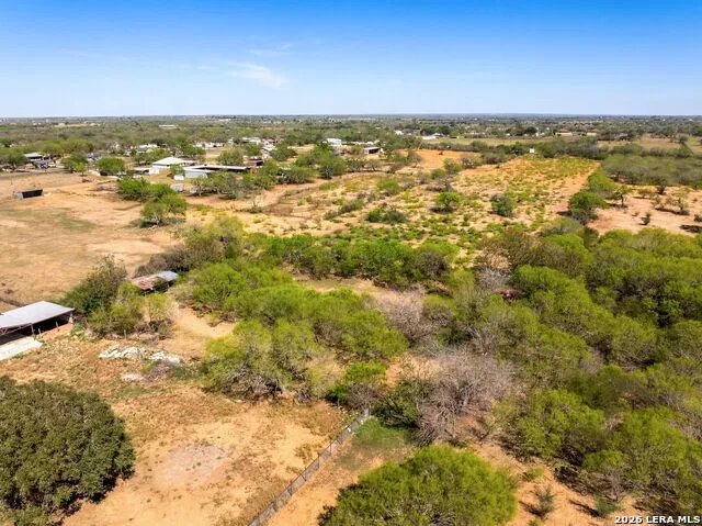 4246 Rakowitz Rd Adkins, TX 78101