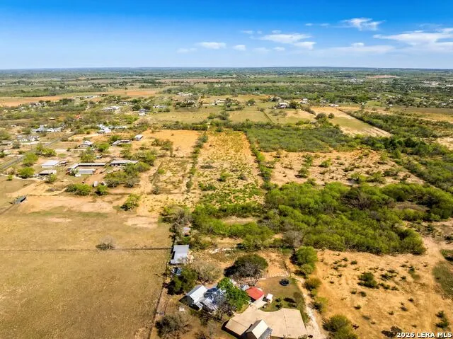 4246 Rakowitz Rd Adkins, TX 78101