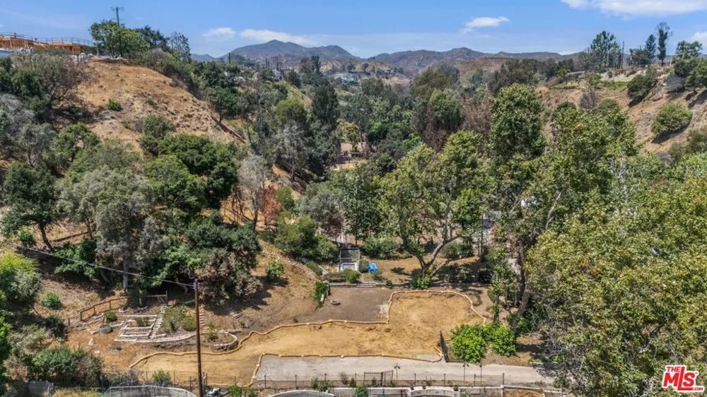 919 Rivas Canyon Road Pacific Palisades, CA 90272