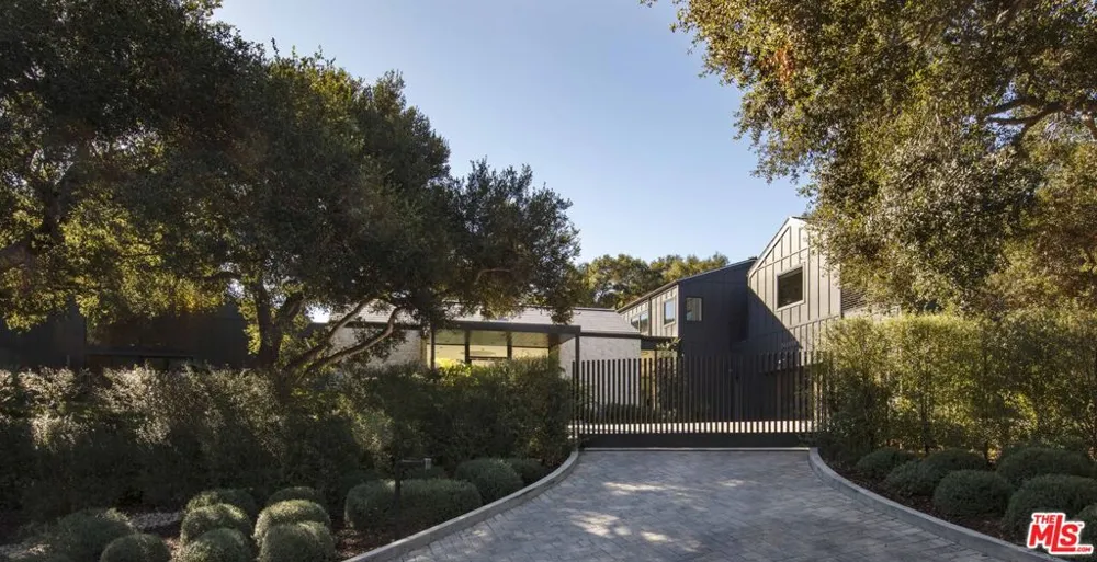 691 Via Trepadora Santa Barbara, CA 93110