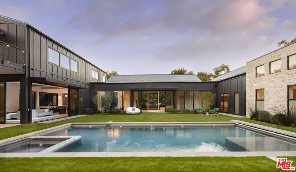 691 Via Trepadora Santa Barbara, CA 93110