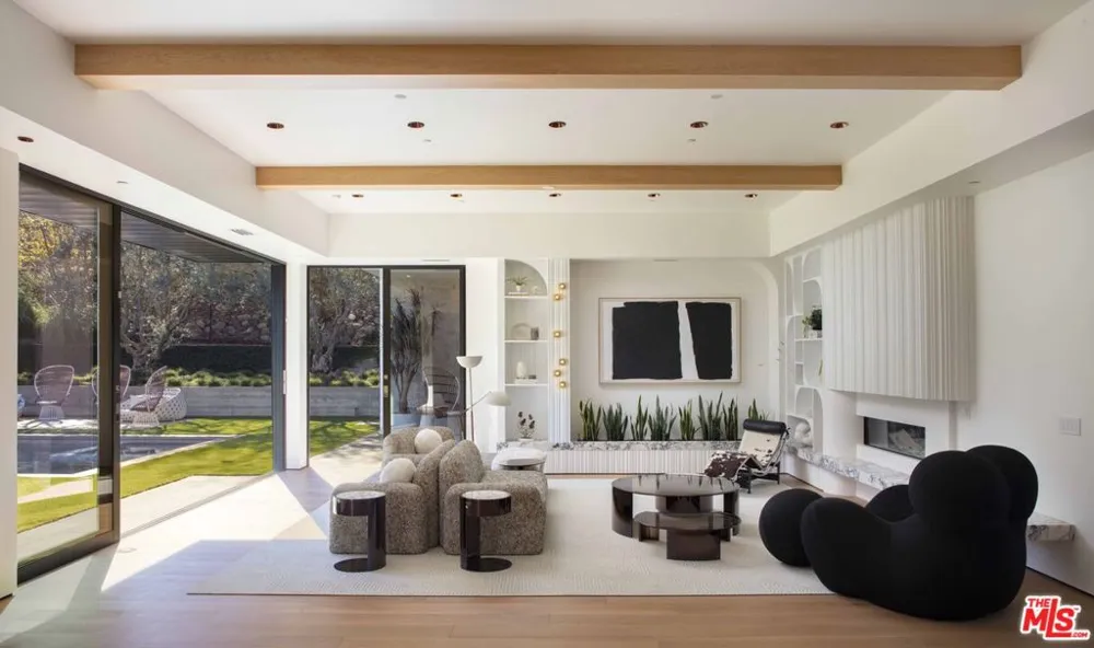 691 Via Trepadora Santa Barbara, CA 93110