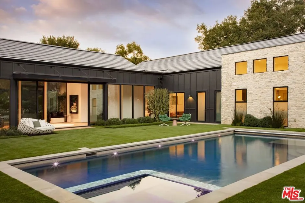 691 Via Trepadora Santa Barbara, CA 93110