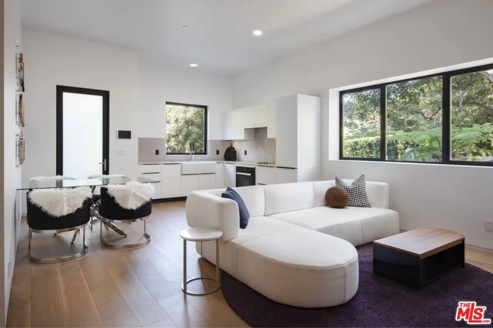 691 Via Trepadora Santa Barbara, CA 93110