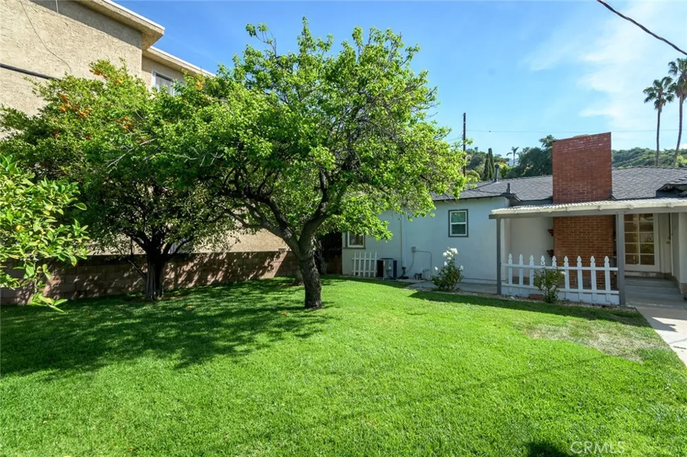 2111 Verdugo Glendale, CA 91208