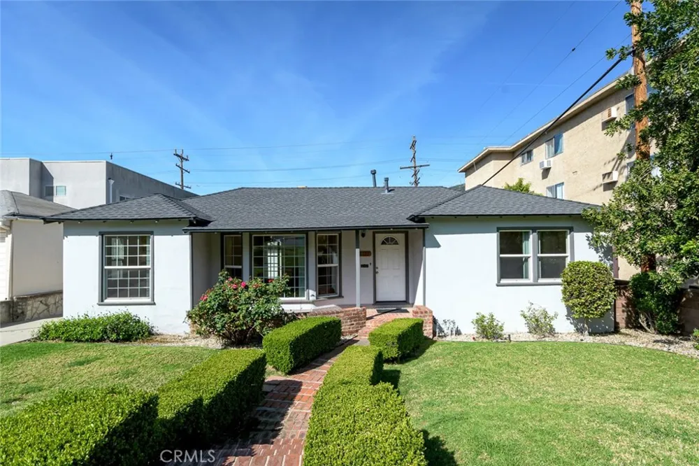 2111 Verdugo Glendale, CA 91208