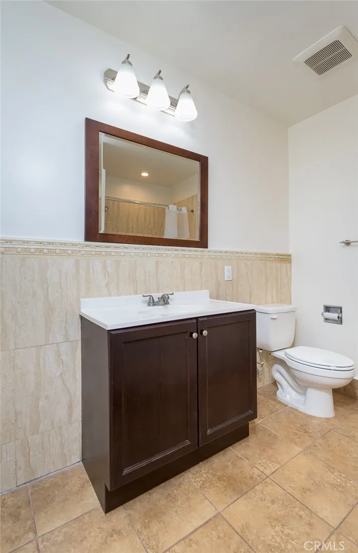 2111 Verdugo Glendale, CA 91208