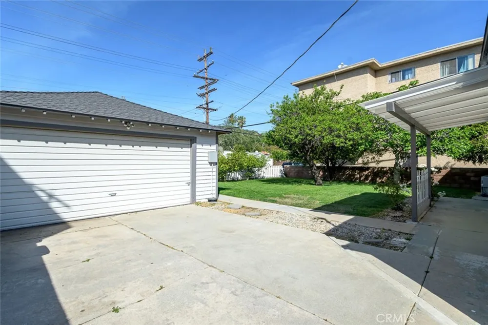 2111 Verdugo Glendale, CA 91208