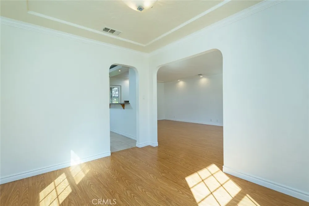 2111 Verdugo Glendale, CA 91208