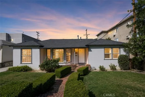 2111 Verdugo