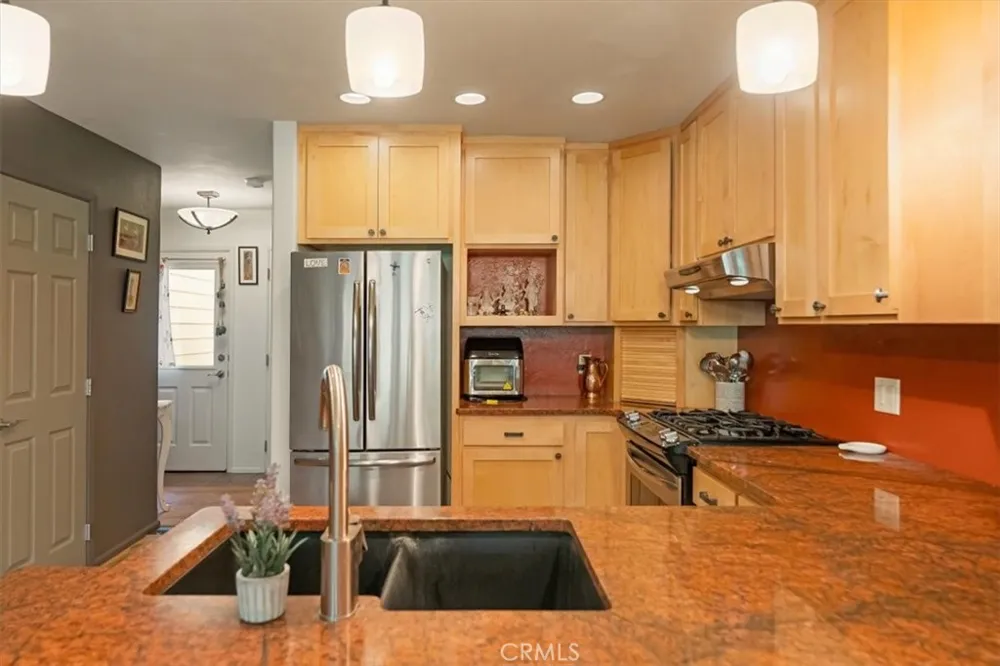 1422 Kingston Mount Shasta, CA 96067