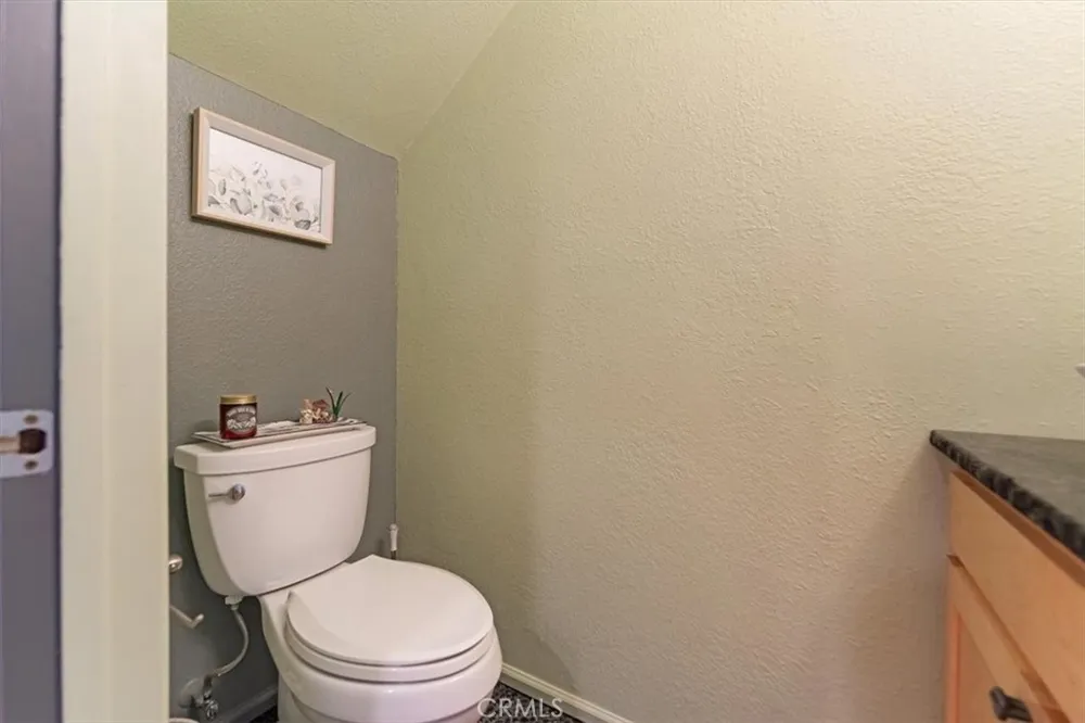 1422 Kingston Mount Shasta, CA 96067