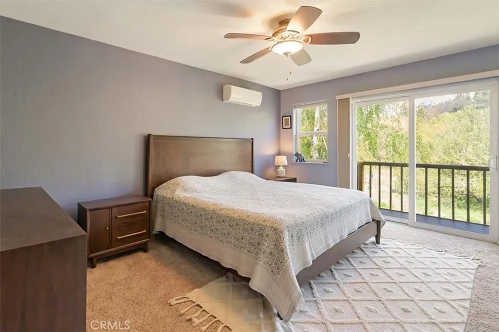 1422 Kingston Mount Shasta, CA 96067