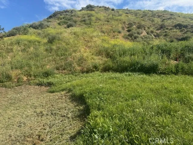 1 Garfield Street Val Verde, CA 91384