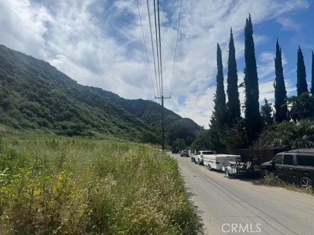 1 Garfield Street Val Verde, CA 91384