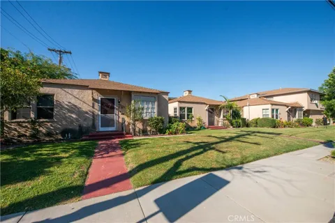 1113 Glenoaks
