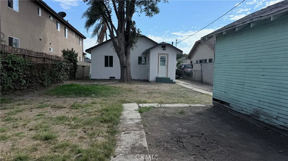 155 E 84th Street Los Angeles, CA 90003