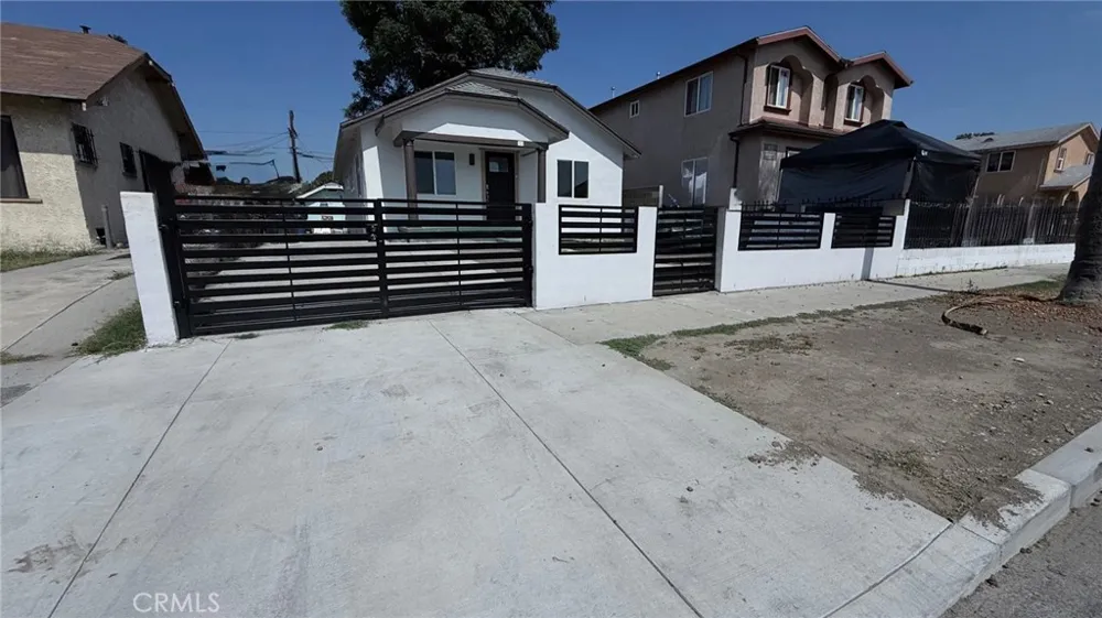 155 E 84th Street Los Angeles, CA 90003