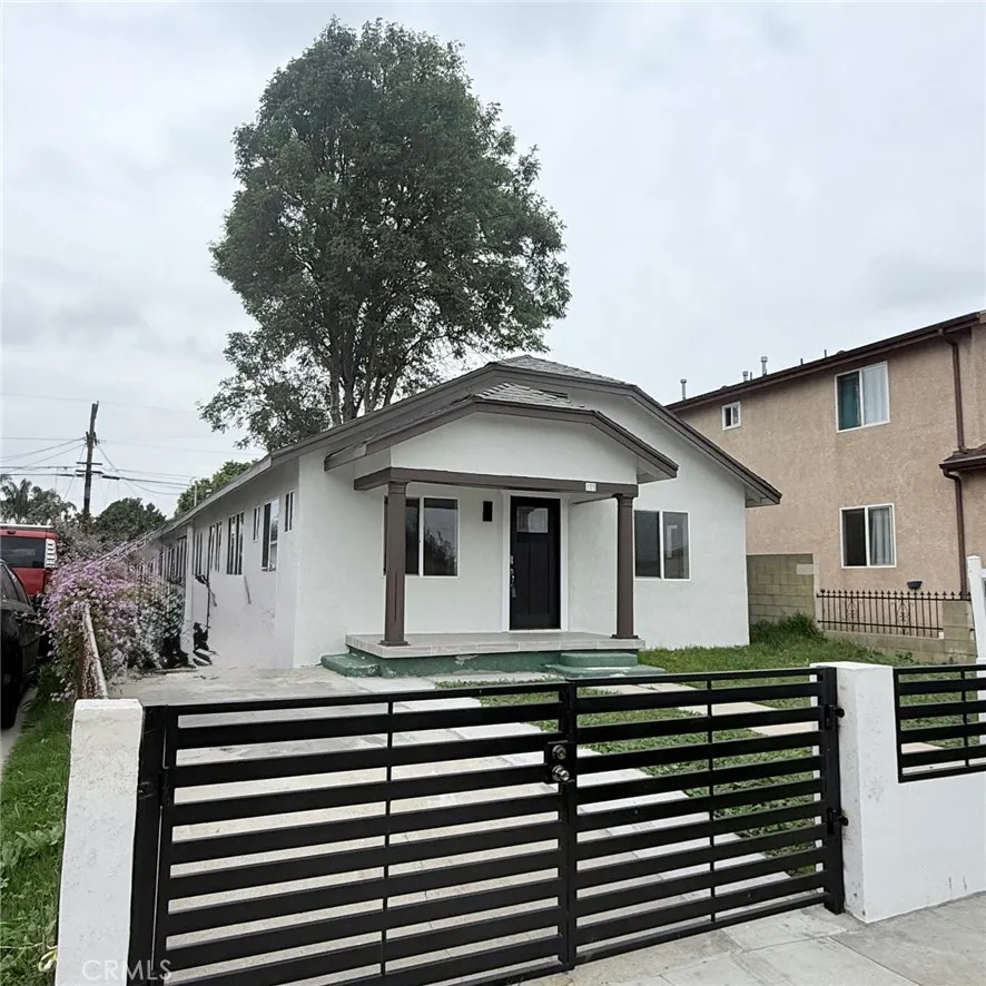 155 E 84th Street Los Angeles, CA 90003