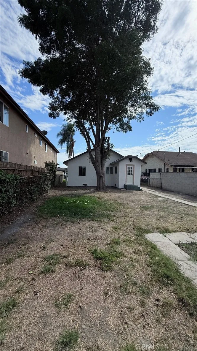 155 E 84th Street Los Angeles, CA 90003
