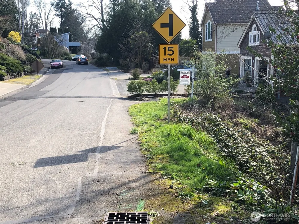 1919 Berry Street NE Olympia, WA 98506