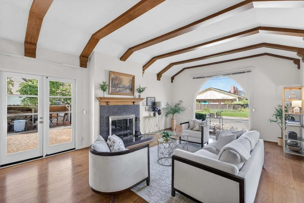 65 Monte Vista Avenue Watsonville, CA 95076