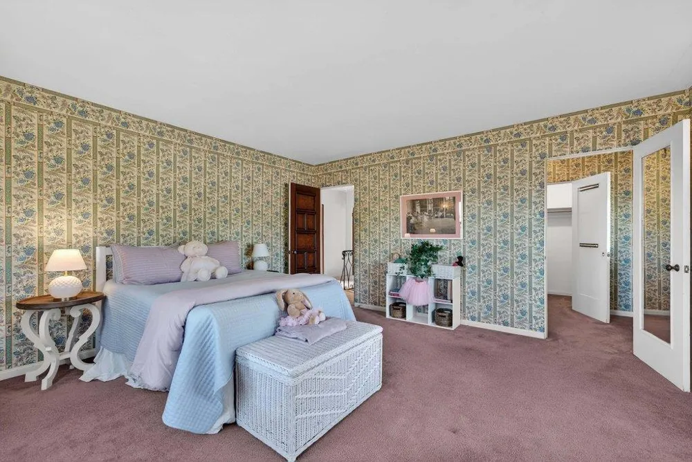 65 Monte Vista Avenue Watsonville, CA 95076