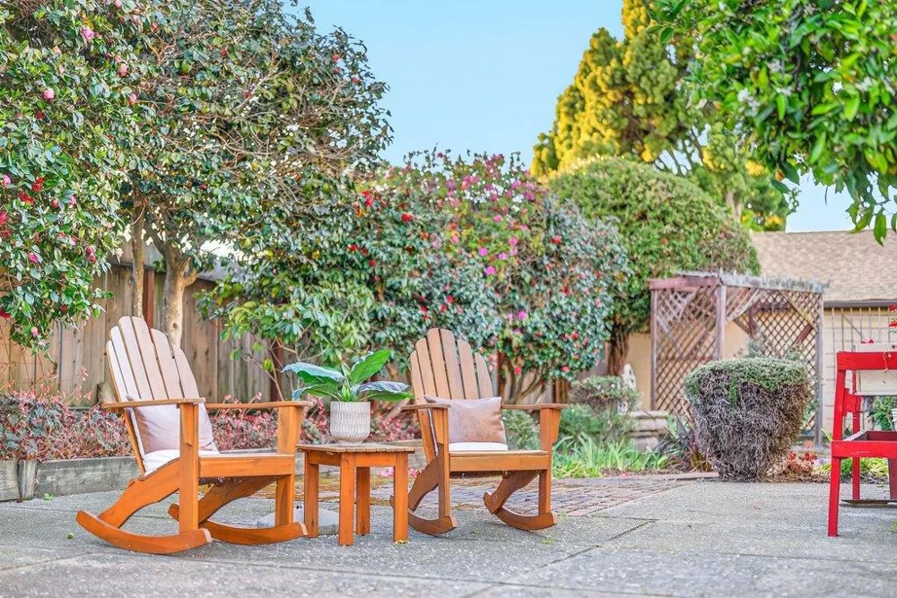 65 Monte Vista Avenue Watsonville, CA 95076