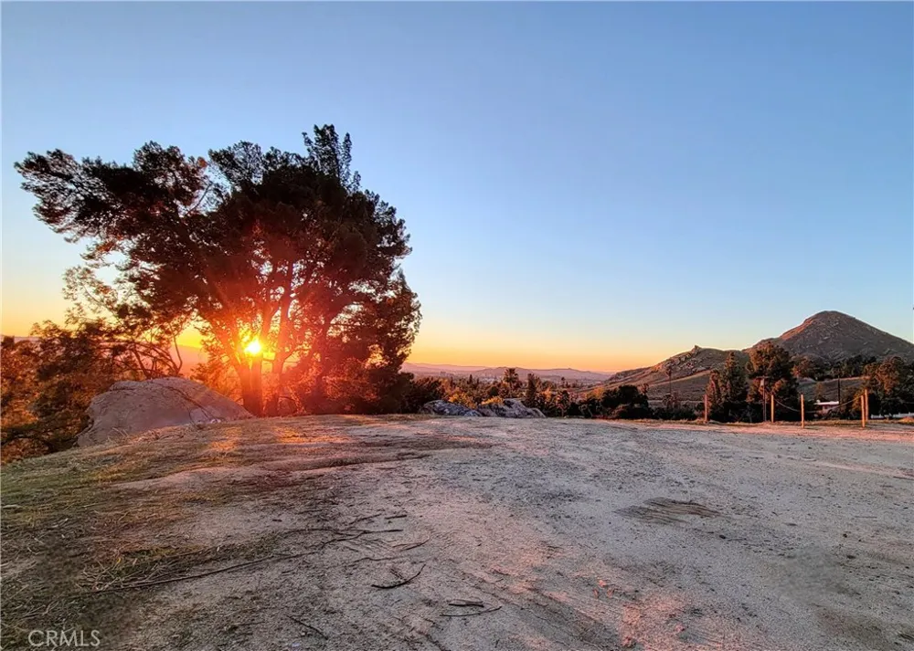2935 Galaxie Heights Road Riverside, CA 92507