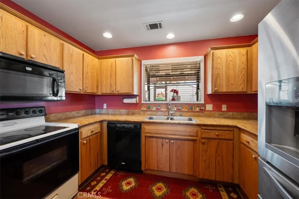 2100 Starkey Road Shandon, CA 93461