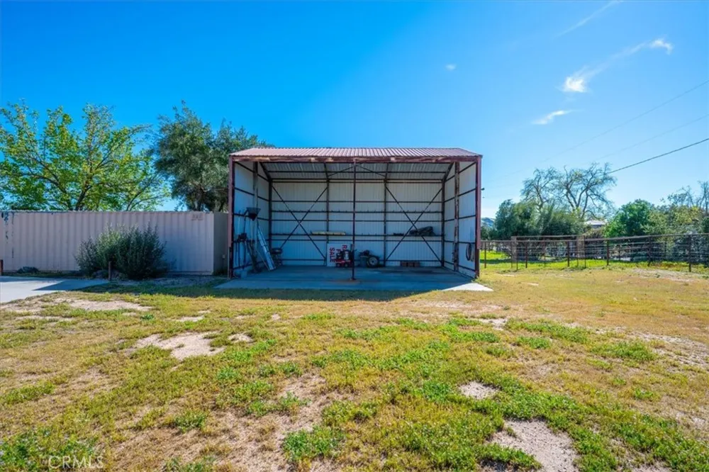 2100 Starkey Road Shandon, CA 93461