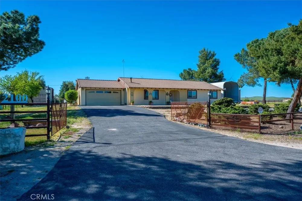 2100 Starkey Road Shandon, CA 93461