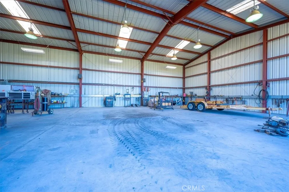 2100 Starkey Road Shandon, CA 93461