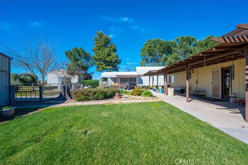 2100 Starkey Road Shandon, CA 93461