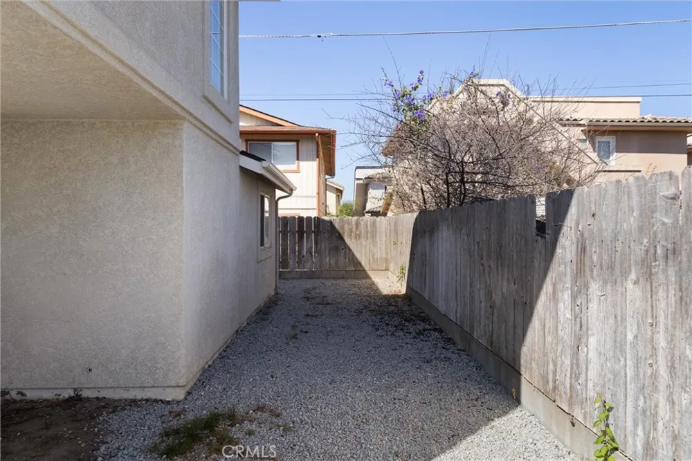341 4th Grover Beach, CA 93433