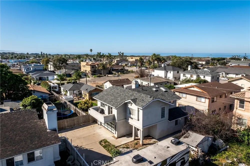 341 4th Grover Beach, CA 93433