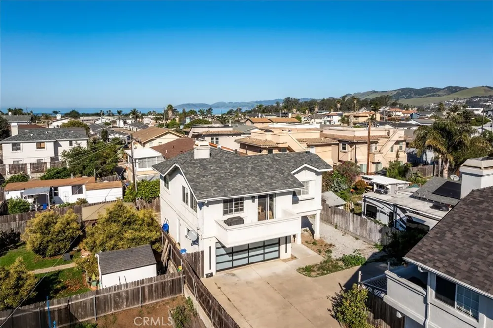 341 4th Grover Beach, CA 93433